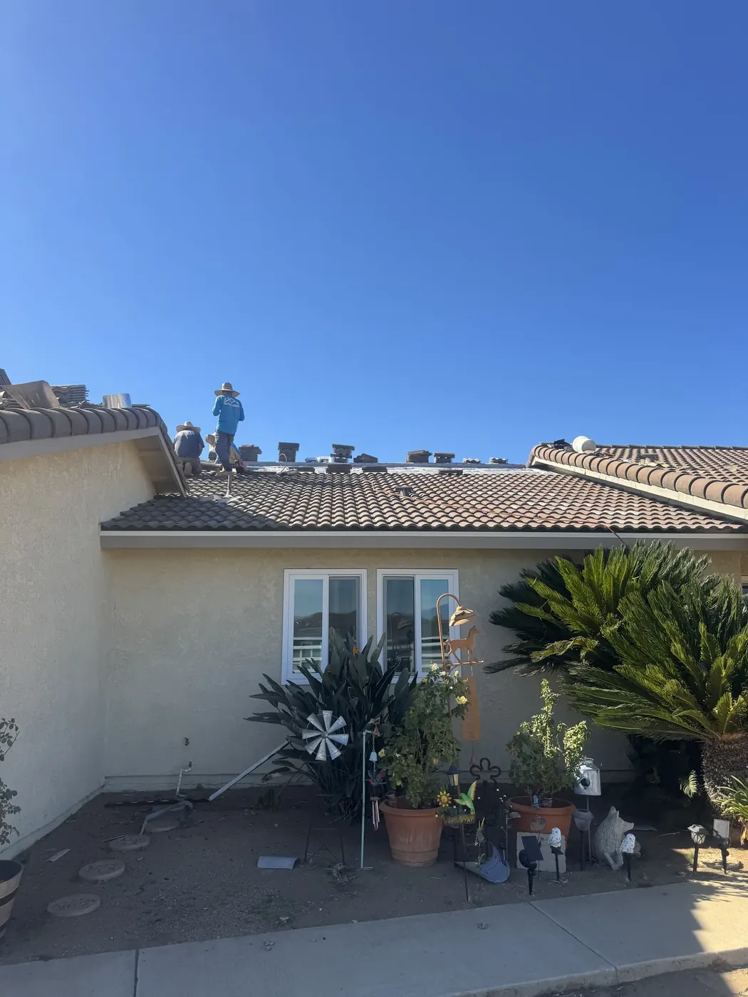 Completed tile roofing project in Murrieta, CA