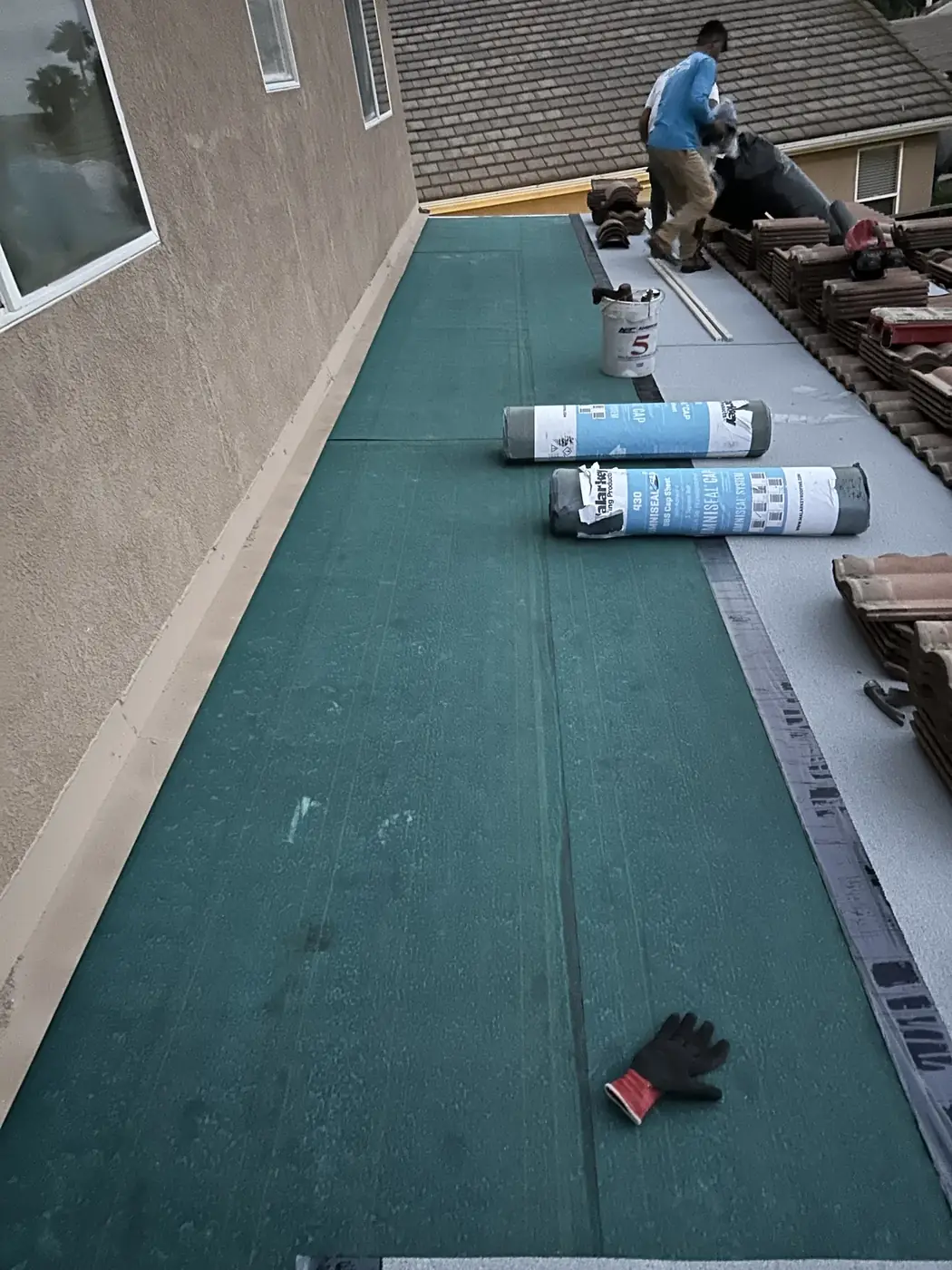 Commercial roofing maintenance in Riverside County, CA